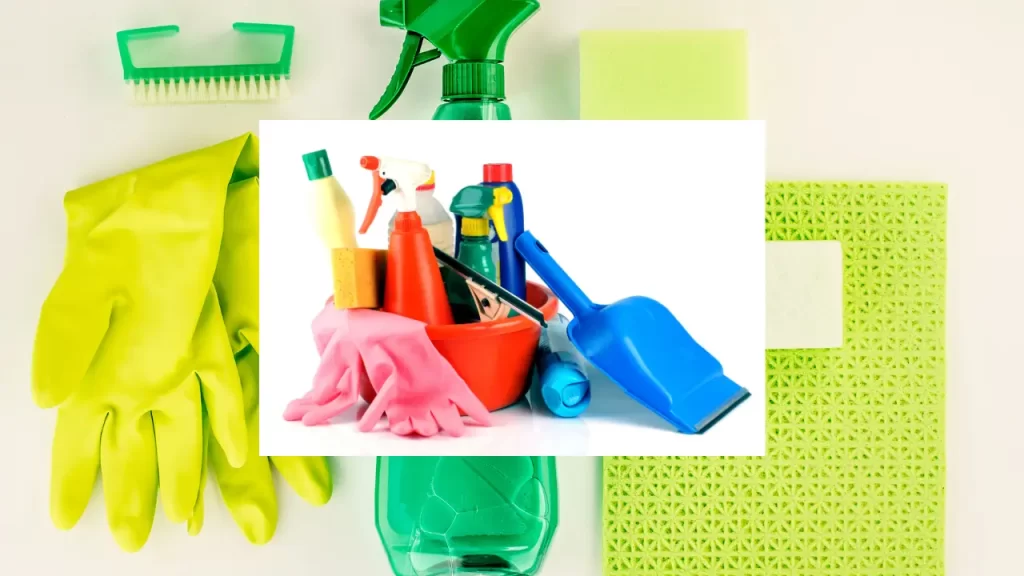 kit de limpeza para organização de casa pequena
